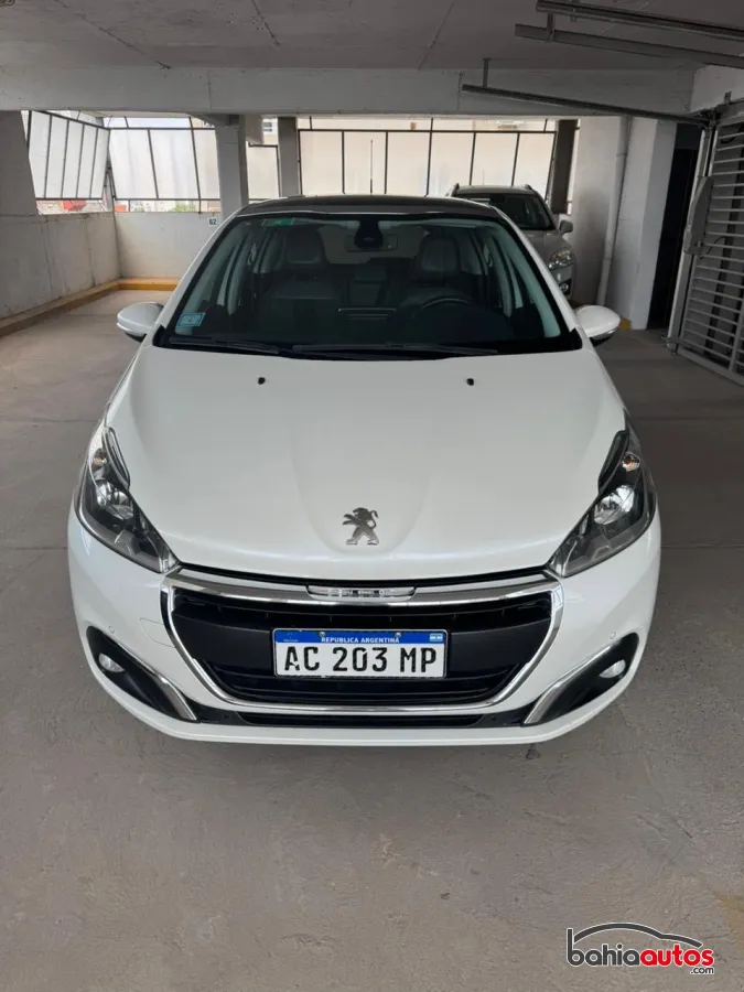 Peugeot 208 2018 usado en Bahía Blanca - foto 8
