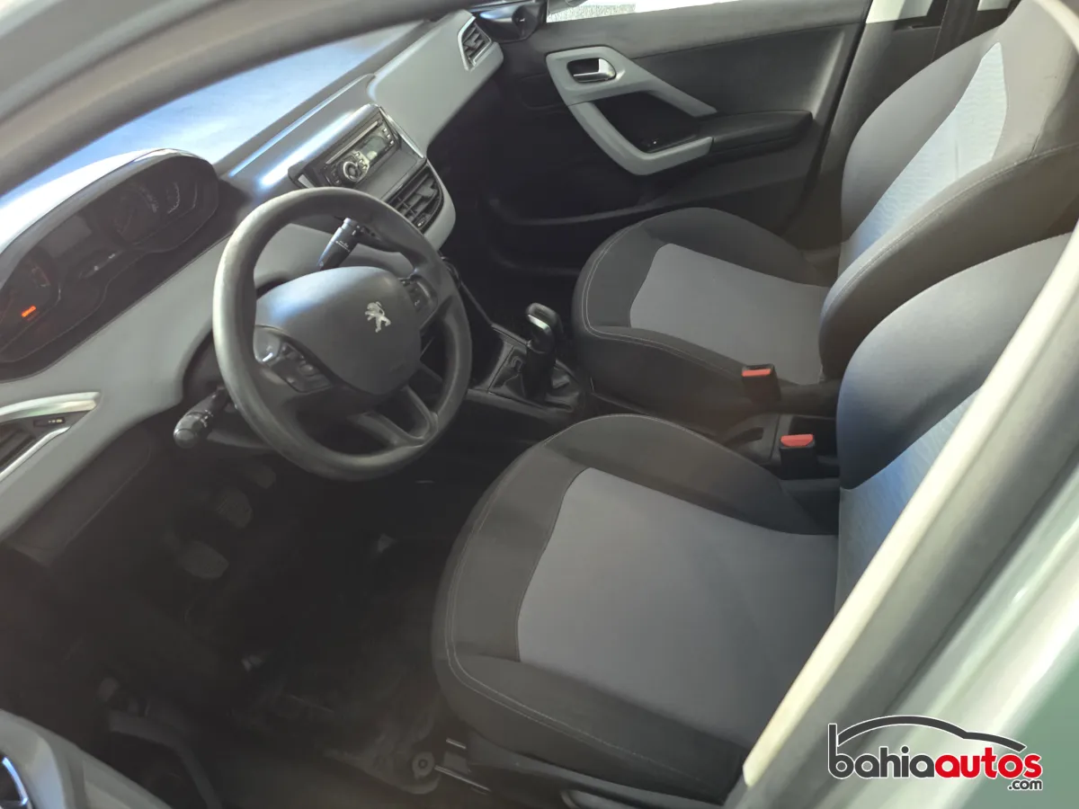 Peugeot 208 2014 usado en Bahía Blanca - foto 13