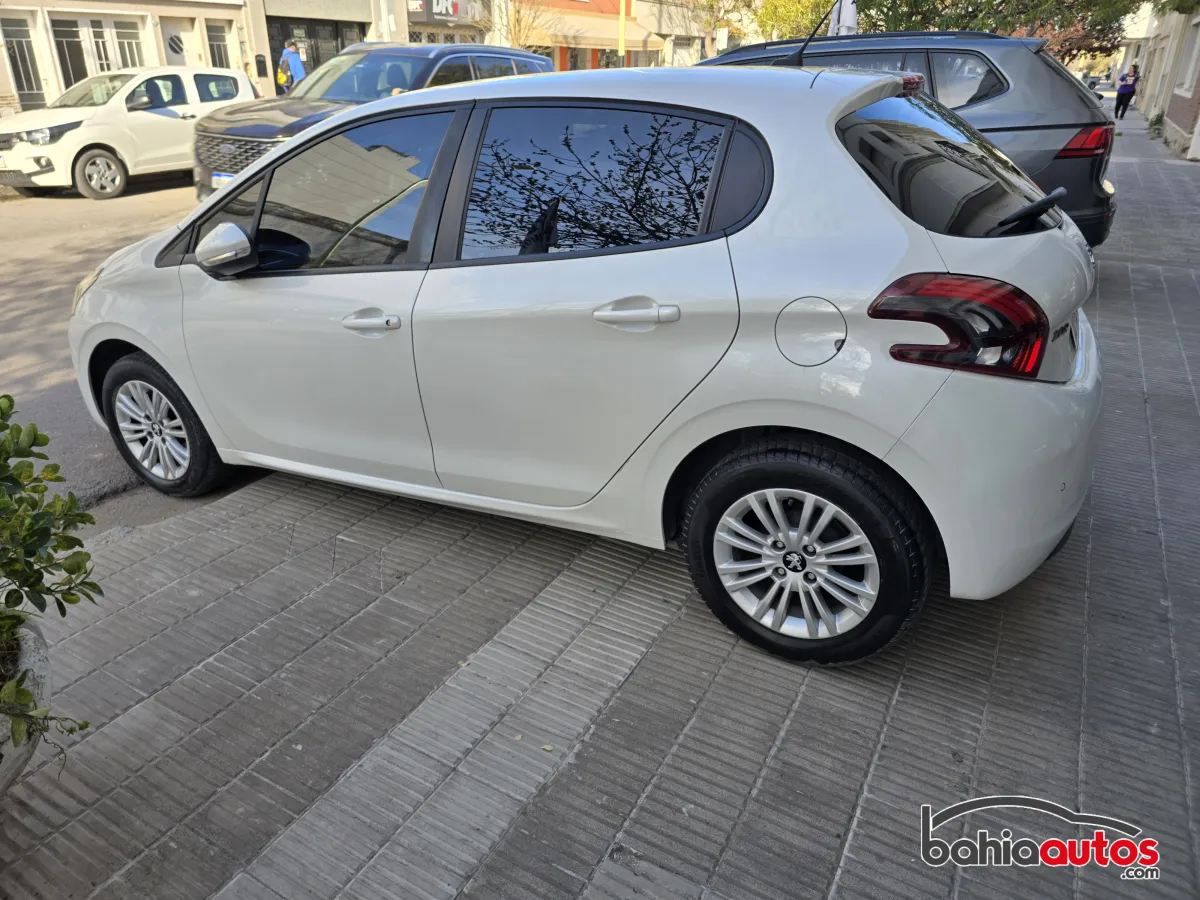 Peugeot 208 2018 usado en Bahía Blanca - foto 1