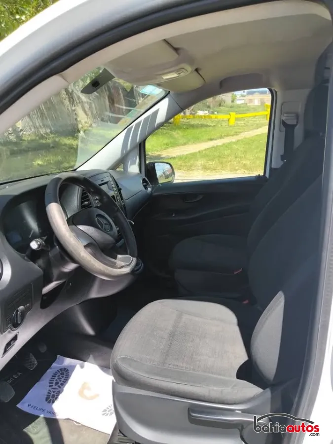 Mercedes Benz Vito 2018 usado en Bahía Blanca - foto 6
