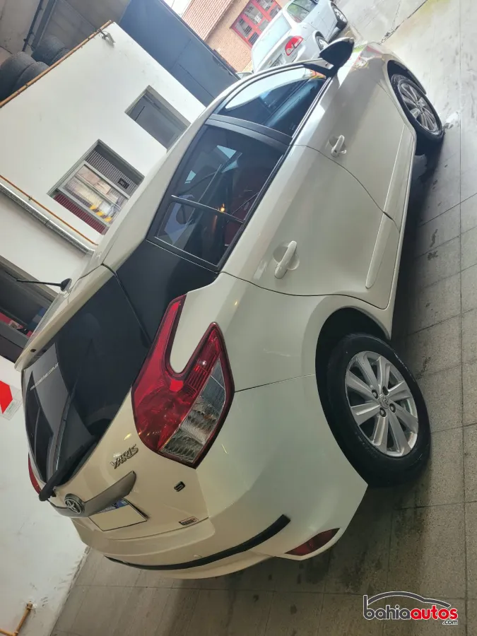 Toyota Yaris 2017 usado en Bahía Blanca - foto 8