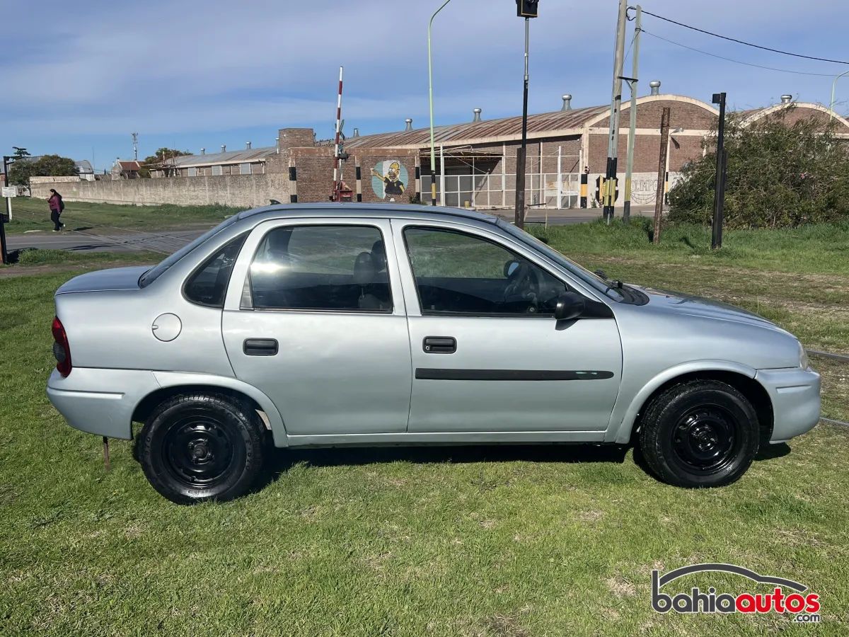 Chevrolet Classic 2006 usado en Bahía Blanca - foto 3