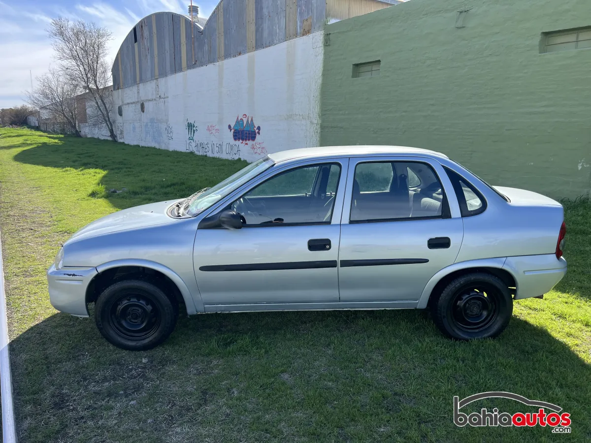 Chevrolet Classic 2006 usado en Bahía Blanca - foto 9