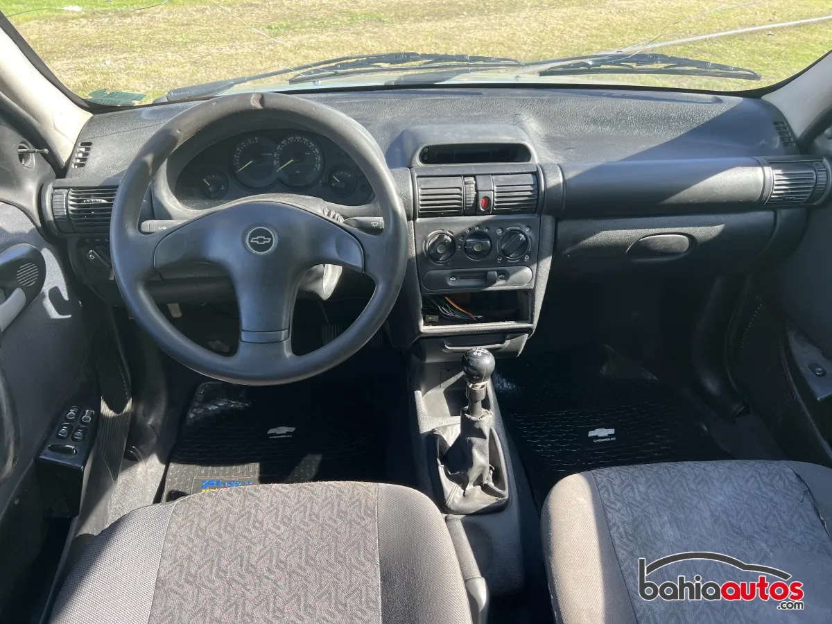Chevrolet Classic 2006 usado en Bahía Blanca - foto 10