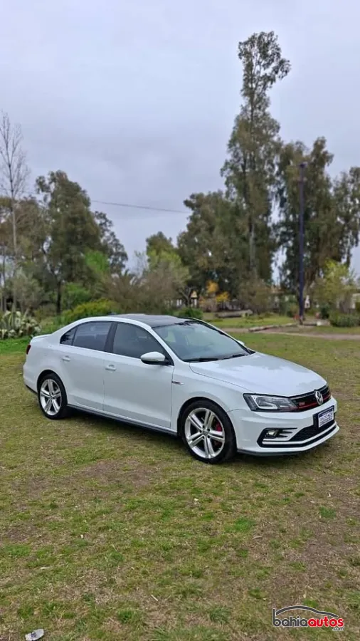 Volkswagen Vento 2018 usado en Bahía Blanca - foto 1