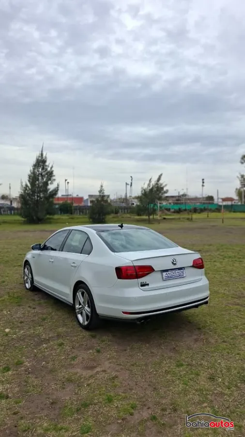 Volkswagen Vento 2018 usado en Bahía Blanca - foto 6