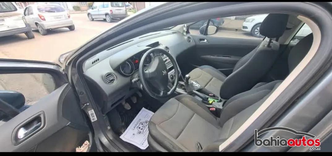 Peugeot 308 2014 usado en Bahía Blanca - foto 4