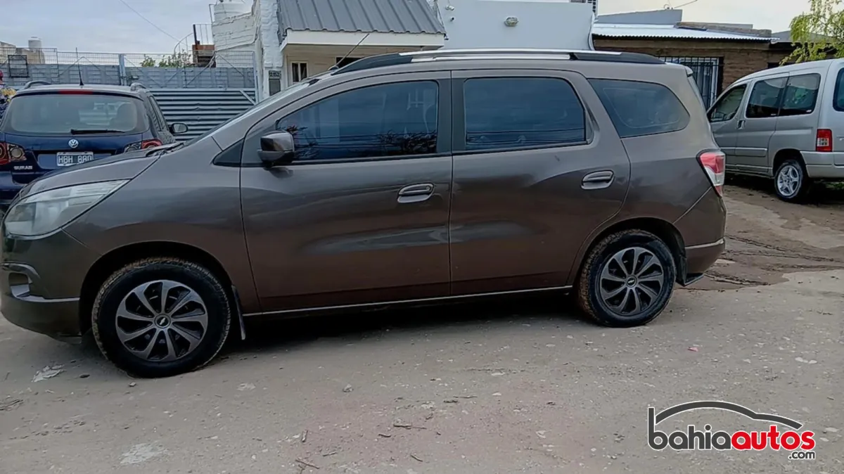 Chevrolet Spin 2015 usado en Bahía Blanca - foto 1