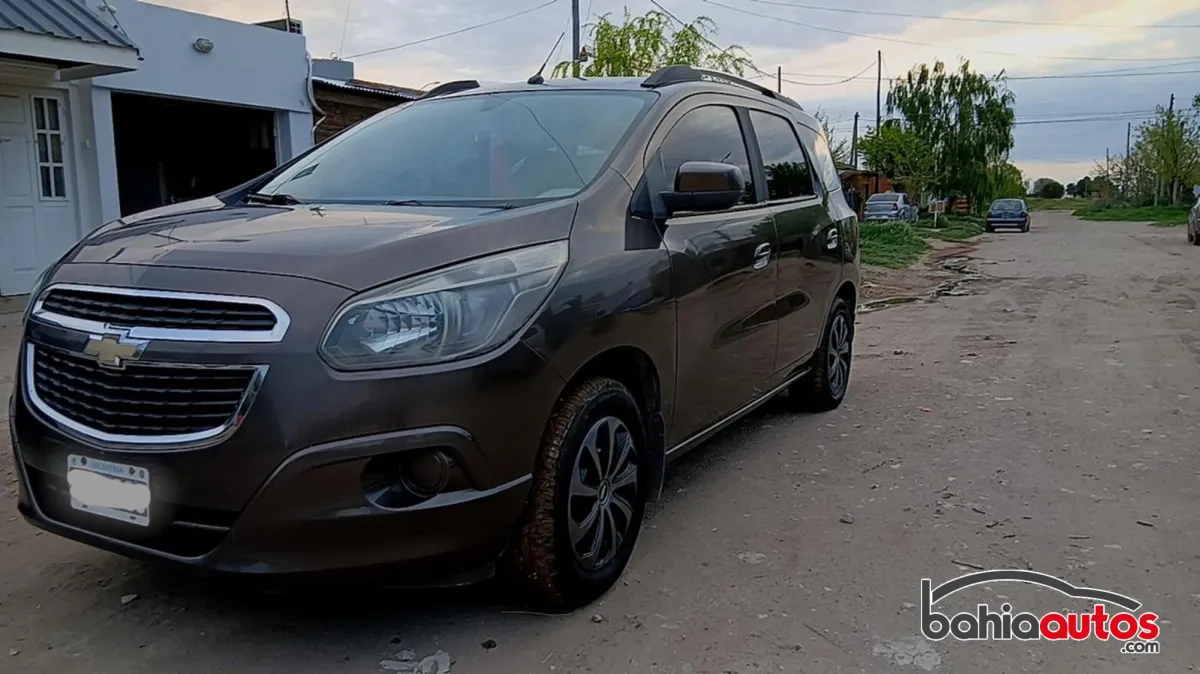 Chevrolet Spin 2015 usado en Bahía Blanca - foto 2