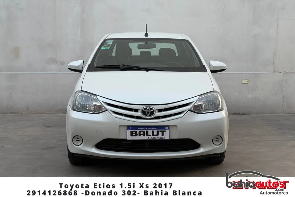 Toyota Etios 2017 usado en Bahía Blanca - foto 3