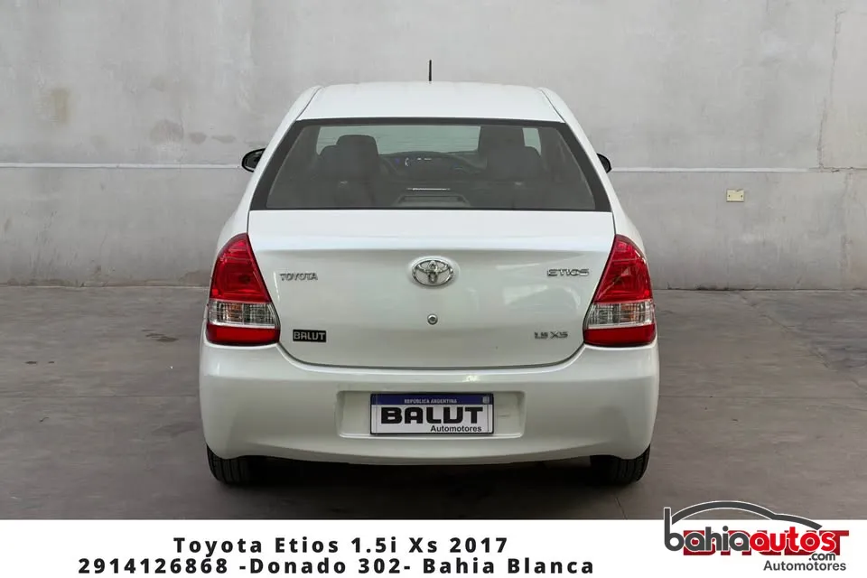 Toyota Etios 2017 usado en Bahía Blanca - foto 4