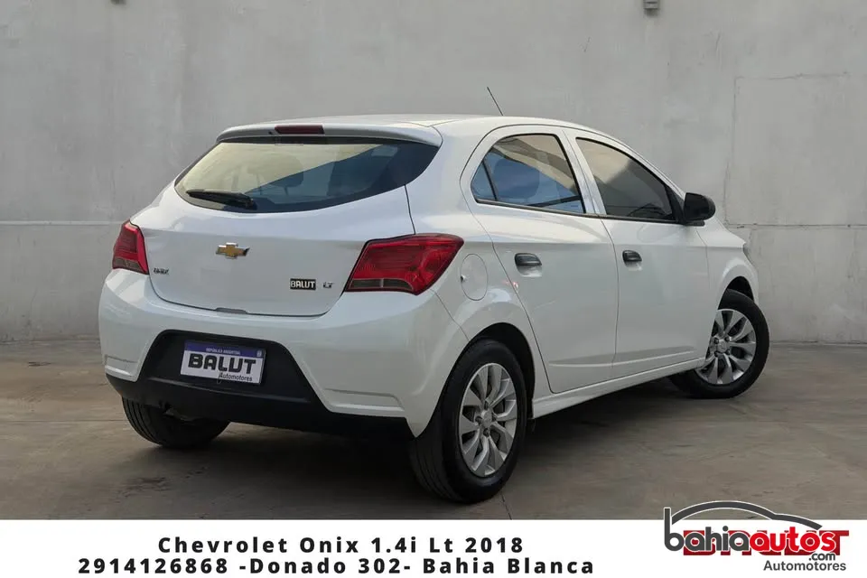 Chevrolet Onix 2018 usado en Bahía Blanca - foto 2