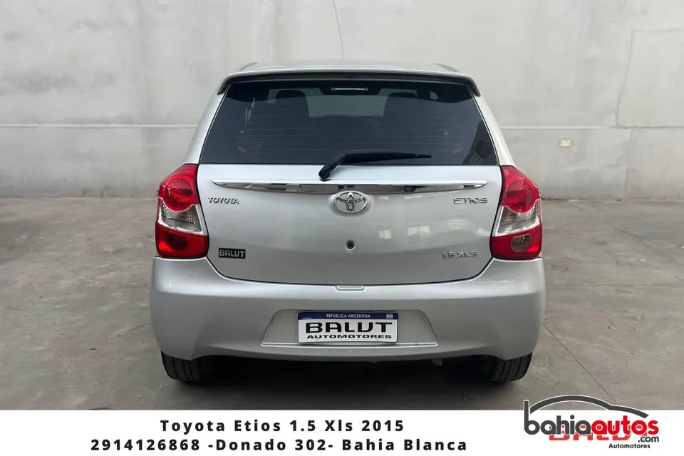 Toyota Etios 2015 usado en Bahía Blanca - foto 3