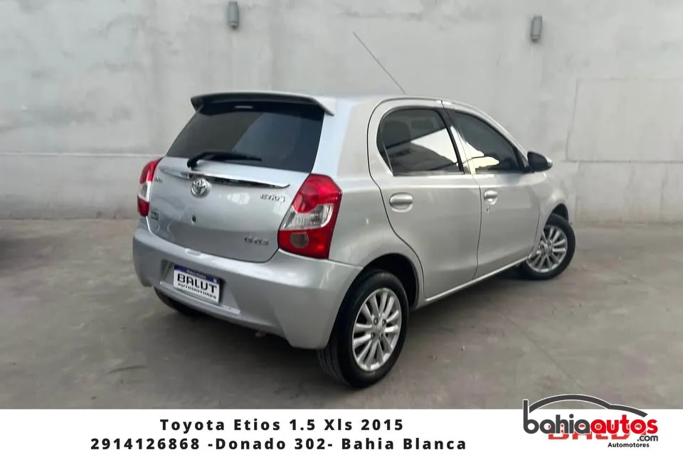 Toyota Etios 2015 usado en Bahía Blanca - foto 4