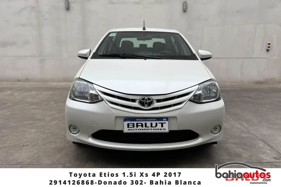 Toyota Etios 2017 usado en Bahía Blanca - foto 2