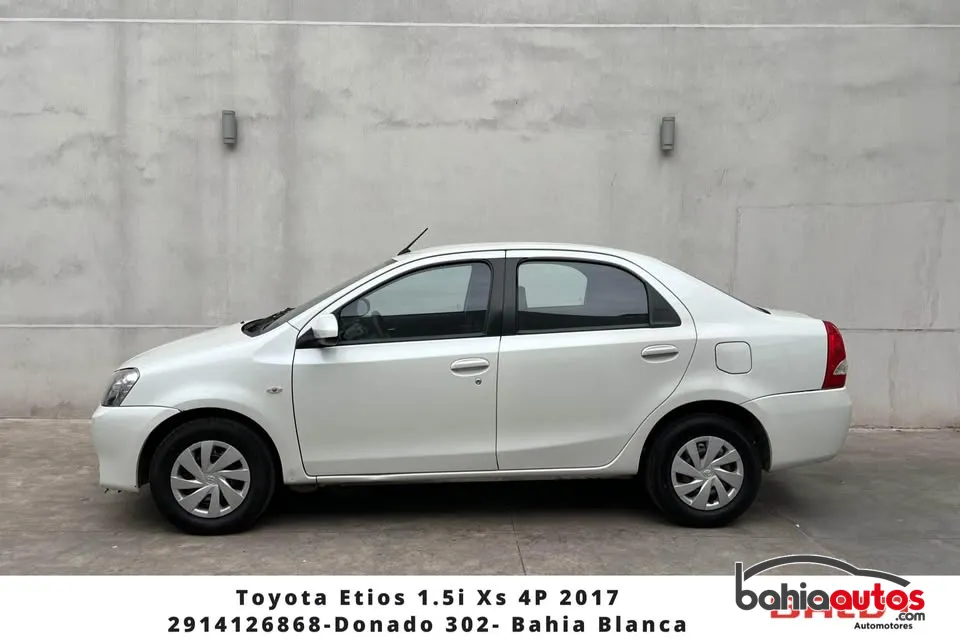 Toyota Etios 2017 usado en Bahía Blanca - foto 4