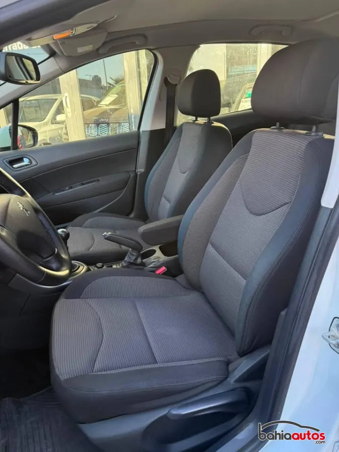 Peugeot 308 2015 usado en Bahía Blanca - foto 6