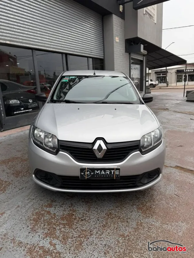 Renault Logan 2019 usado en Bahía Blanca - foto 2
