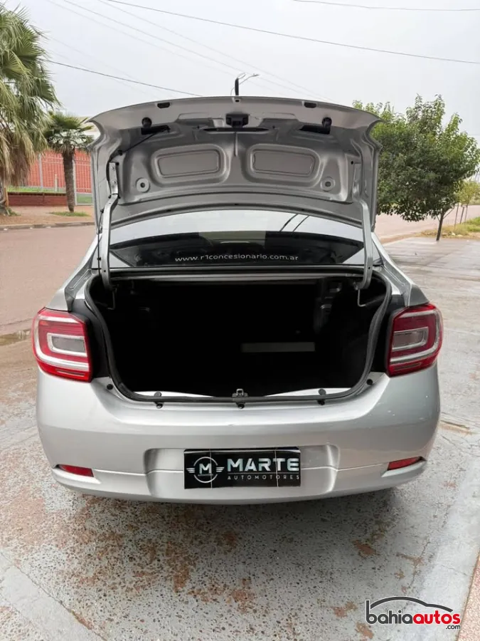 Renault Logan 2019 usado en Bahía Blanca - foto 8