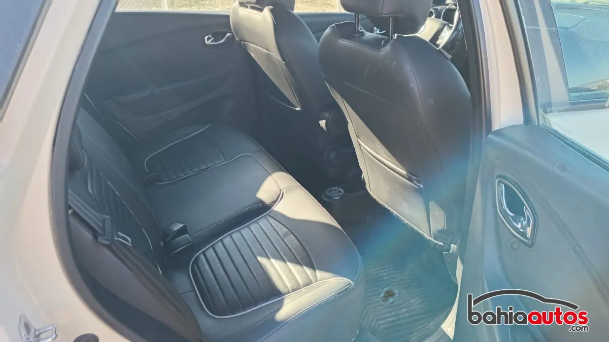Renault Captur 2019 usado en Bahía Blanca - foto 2