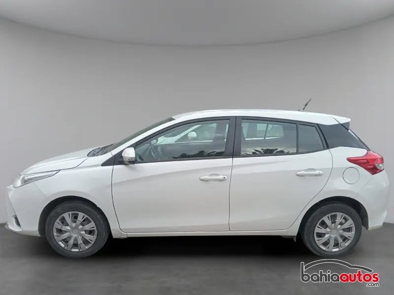 Toyota Yaris 2023 usado en Bahía Blanca - foto 2