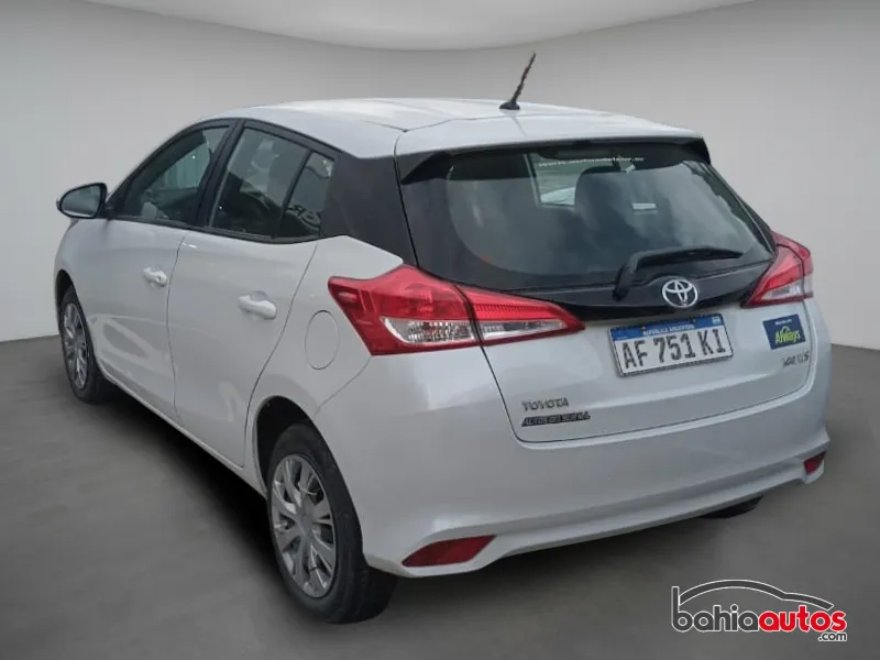 Toyota Yaris 2023 usado en Bahía Blanca - foto 4