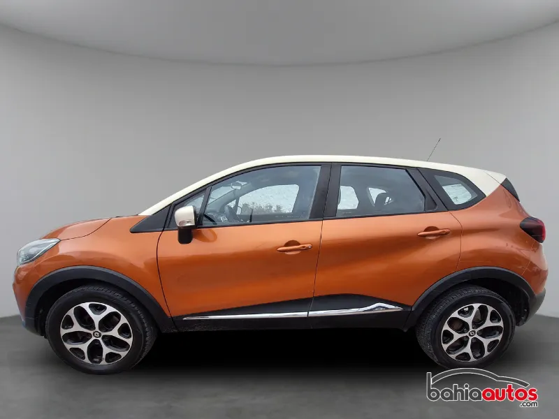 Renault Captur 2017 usado en Bahía Blanca - foto 2