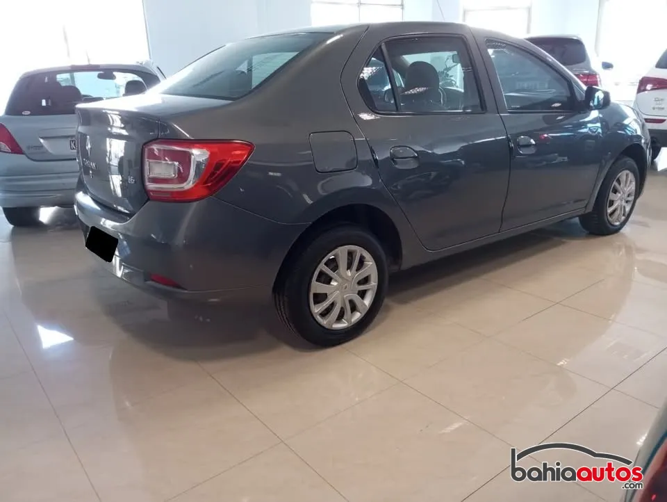 Renault Logan 2014 usado en Bahía Blanca - foto 3
