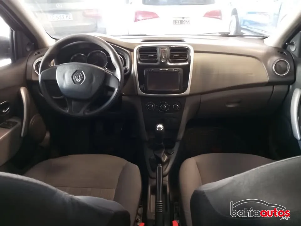 Renault Logan 2014 usado en Bahía Blanca - foto 9