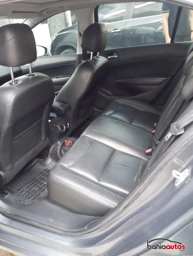 Peugeot 408 2012 usado en Bahía Blanca - foto 6