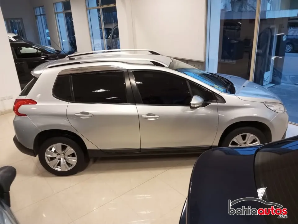 Peugeot 2008 2017 usado en Bahía Blanca - foto 3