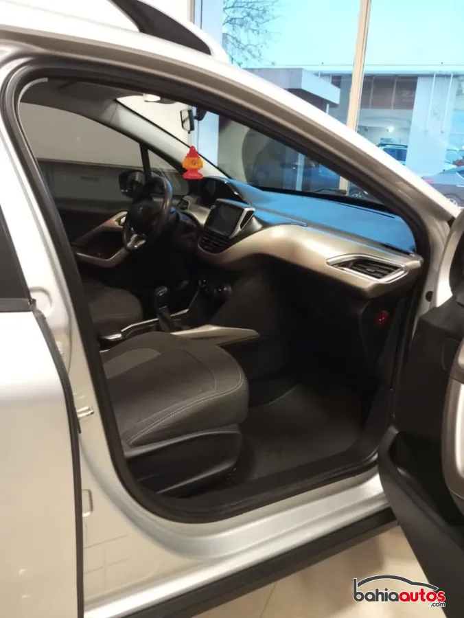 Peugeot 2008 2017 usado en Bahía Blanca - foto 5