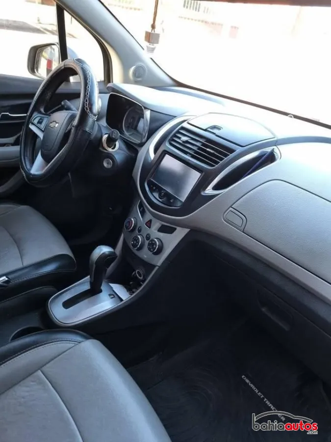 Chevrolet Tracker 2017 usado en Bahía Blanca - foto 4