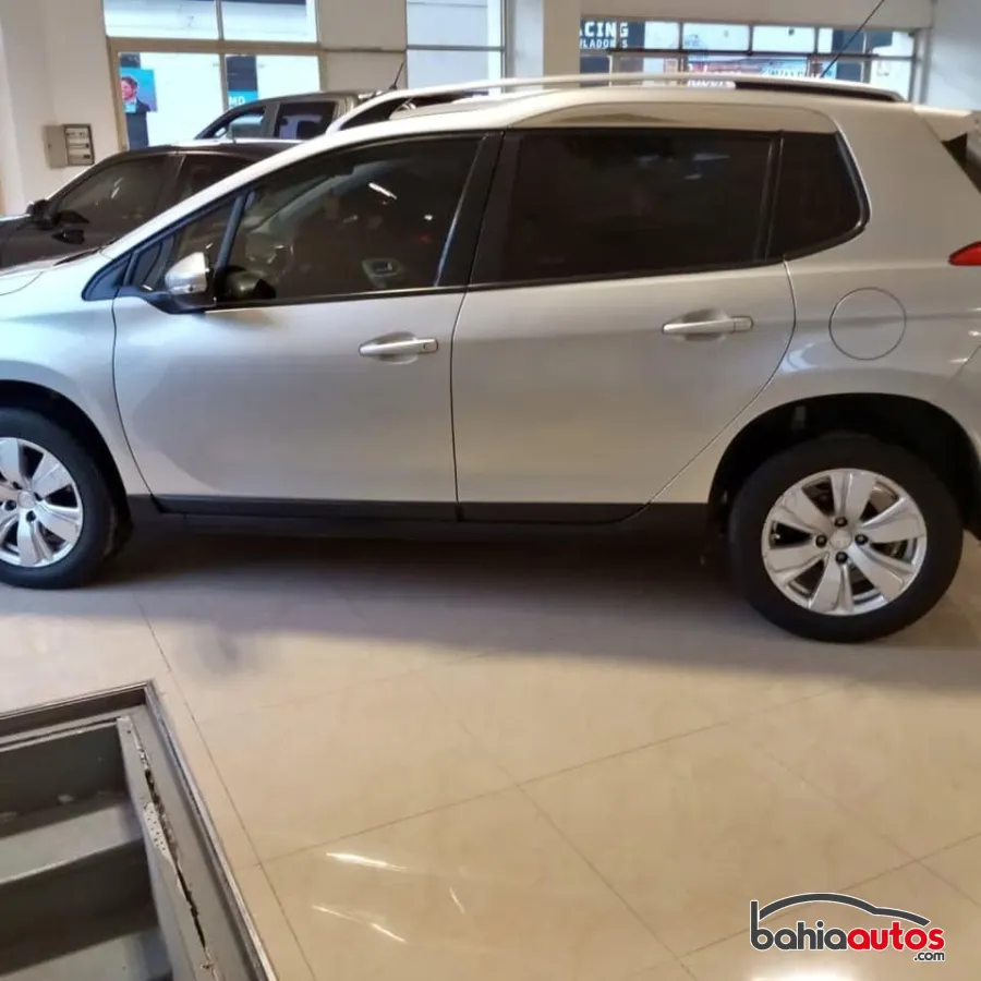 Peugeot 2008 2017 usado en Bahía Blanca - foto 1