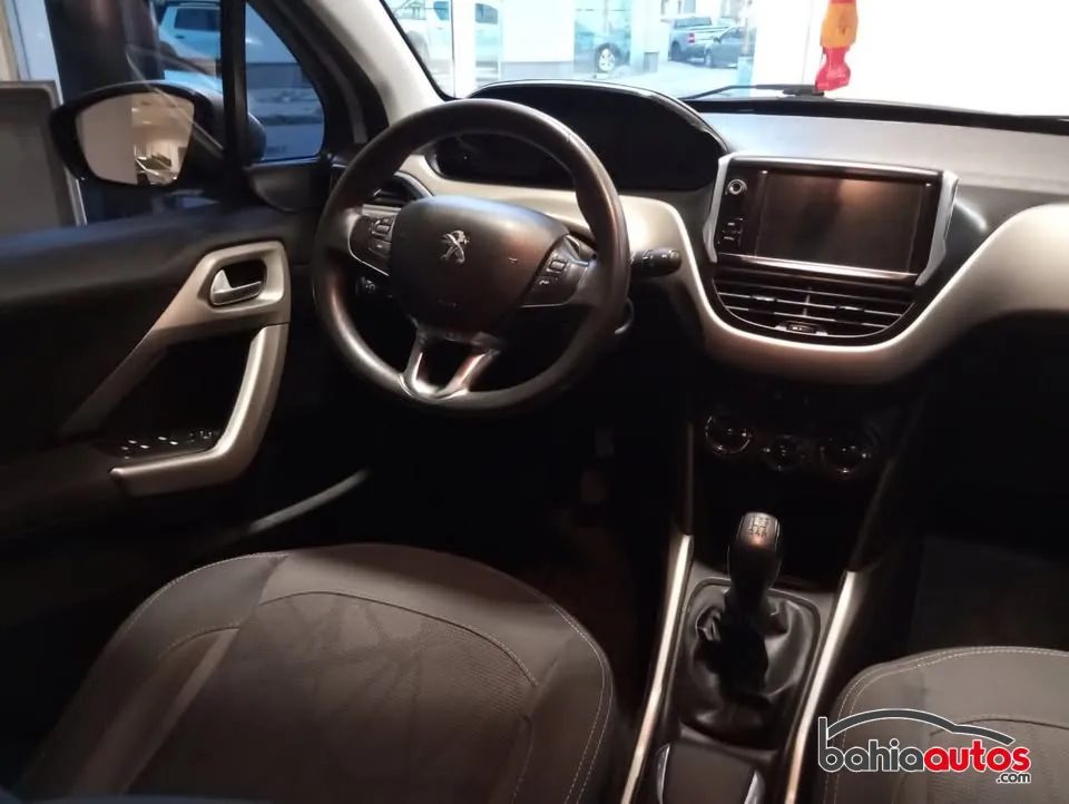 Peugeot 2008 2017 usado en Bahía Blanca - foto 6