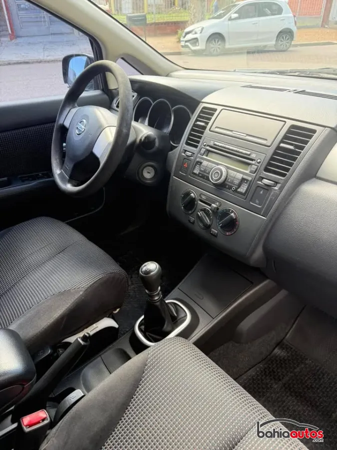 Nissan Tiida 2011 usado en Bahía Blanca - foto 4