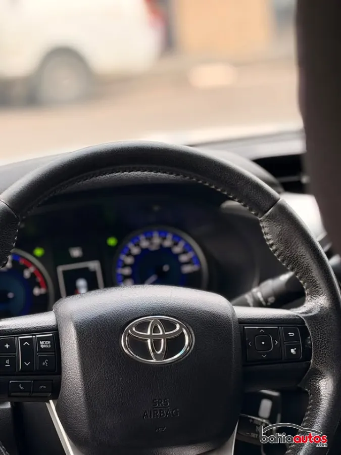 Toyota Hilux 2016 usado en Bahía Blanca - foto 4