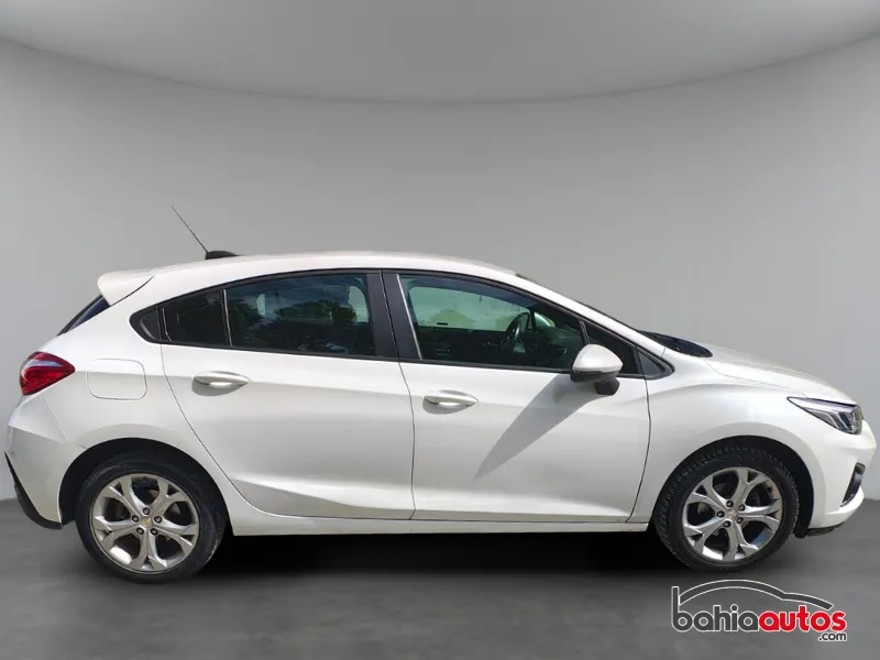 Chevrolet Cruze 2023 usado en Bahía Blanca - foto 3