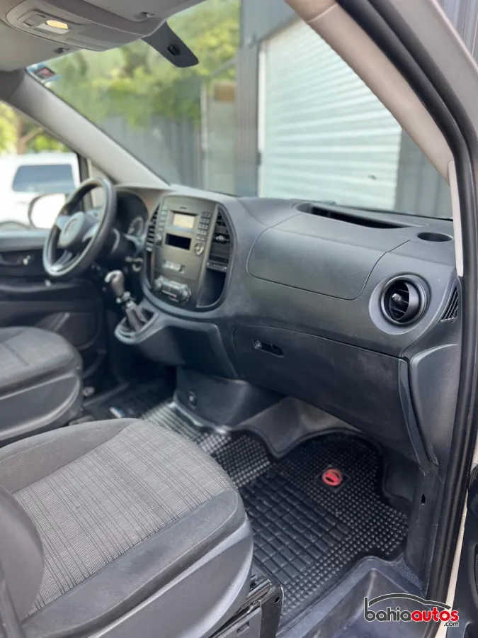 Mercedes-Benz Vito 2018 usado en Bahía Blanca - foto 3