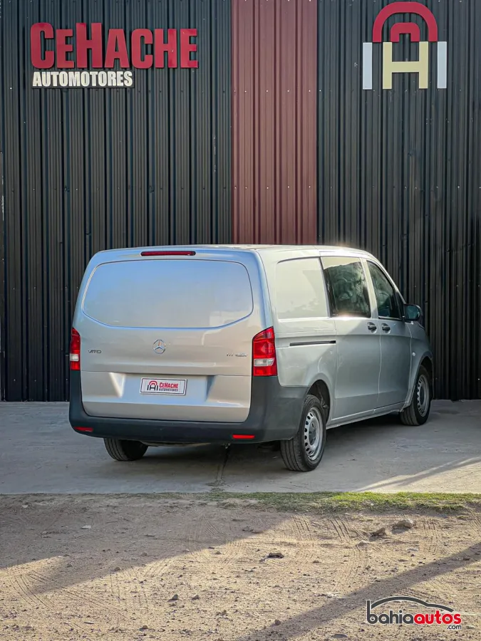 Mercedes-Benz Vito 2018 usado en Bahía Blanca - foto 8