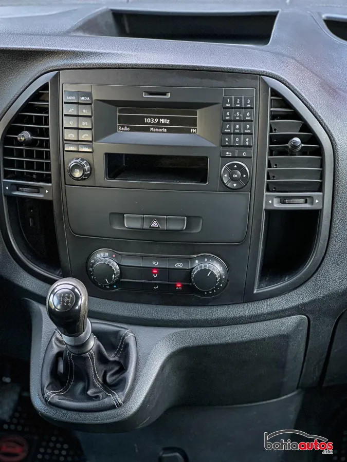 Mercedes-Benz Vito 2018 usado en Bahía Blanca - foto 14