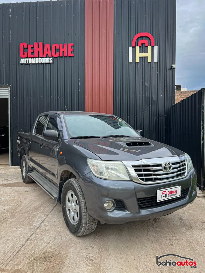 Toyota Hilux 2012 usado en Bahía Blanca - foto 1