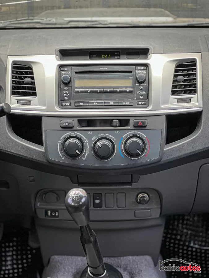 Toyota Hilux 2012 usado en Bahía Blanca - foto 2