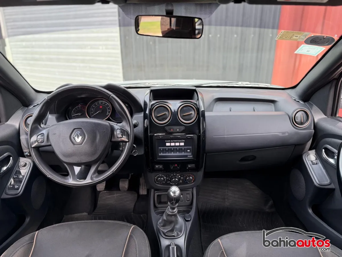 Renault Duster 2017 usado en Bahía Blanca - foto 4