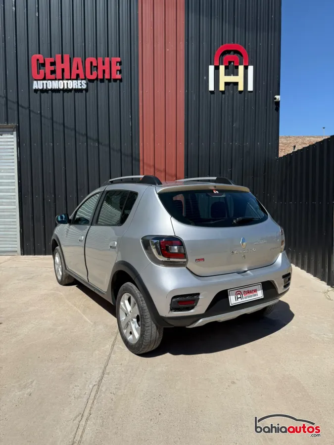 Renault Sandero Stepway 2017 usado en Bahía Blanca - foto 5