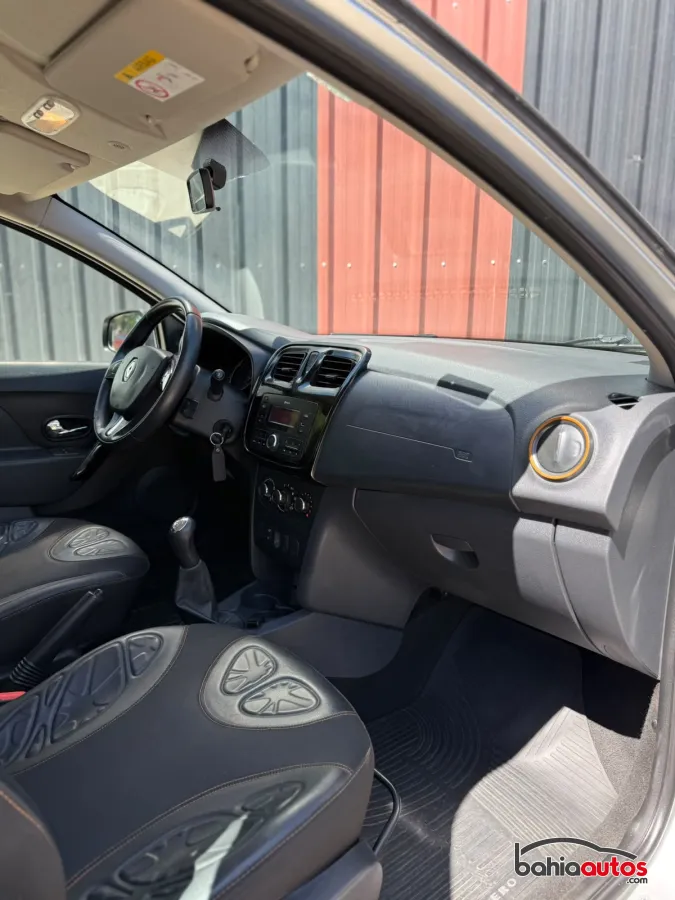 Renault Sandero Stepway 2017 usado en Bahía Blanca - foto 9