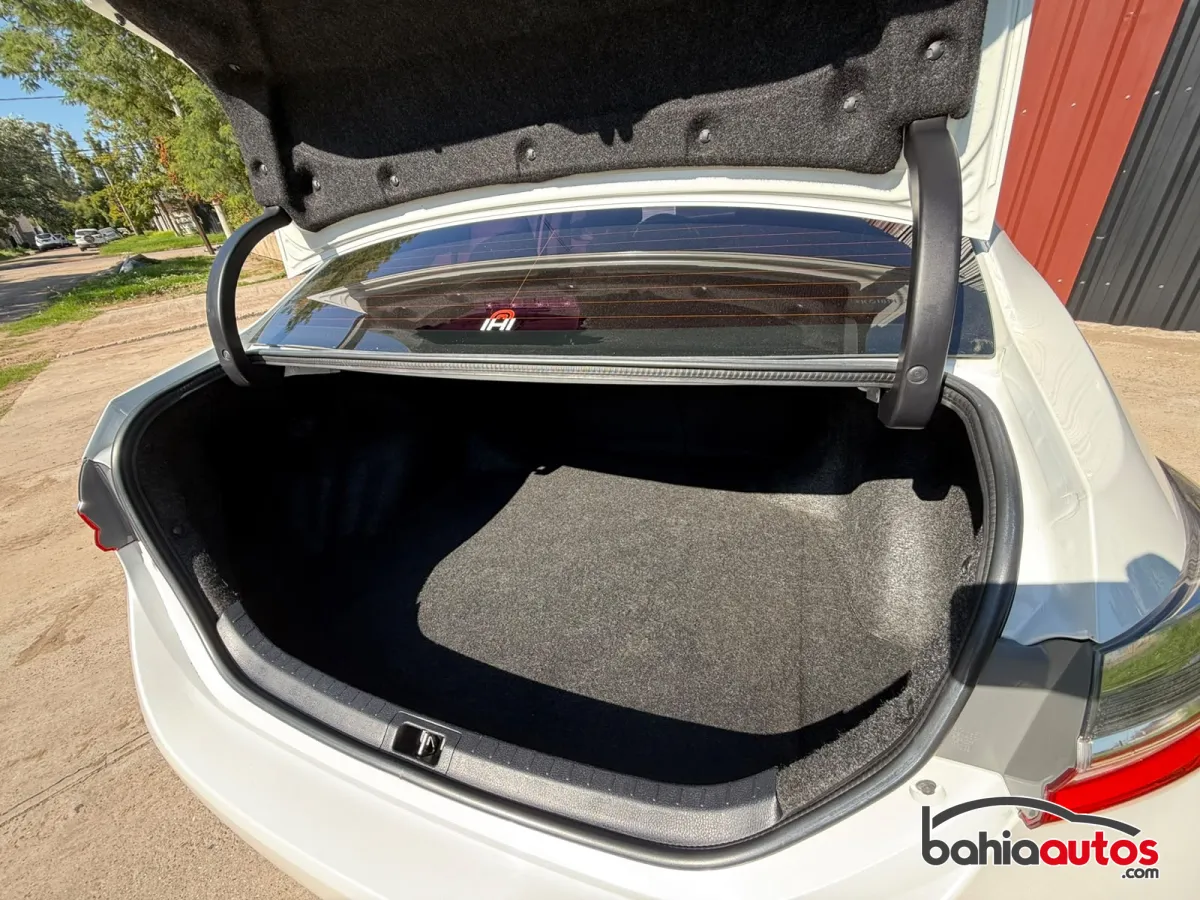 Toyota Corolla 2019 usado en Bahía Blanca - foto 8