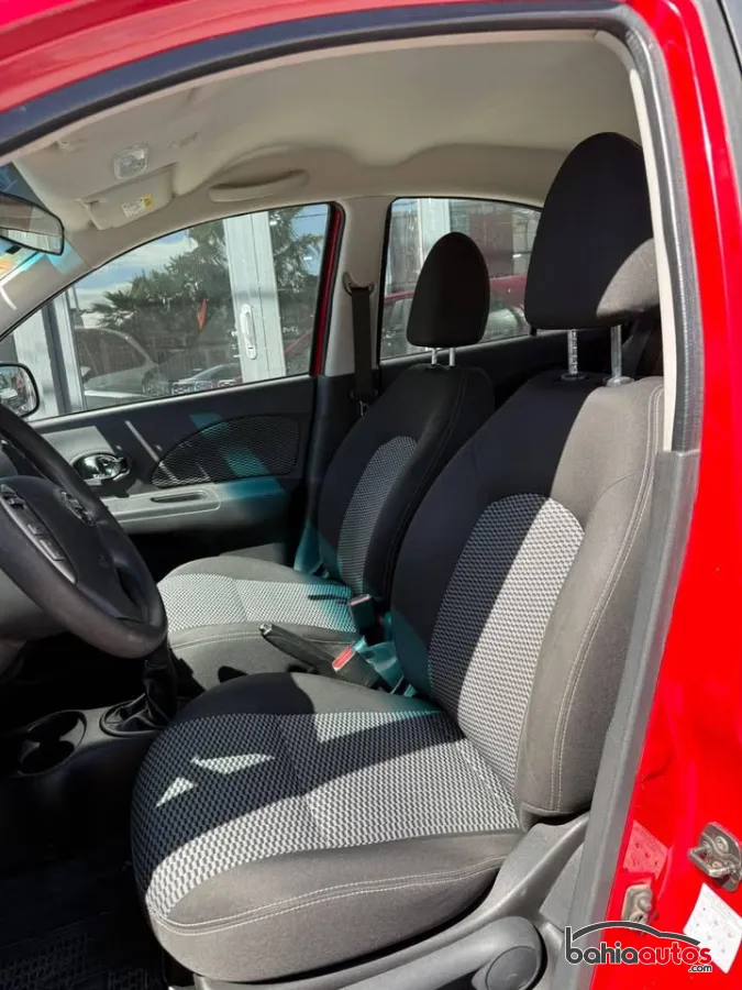 Nissan March 2018 usado en Bahía Blanca - foto 5