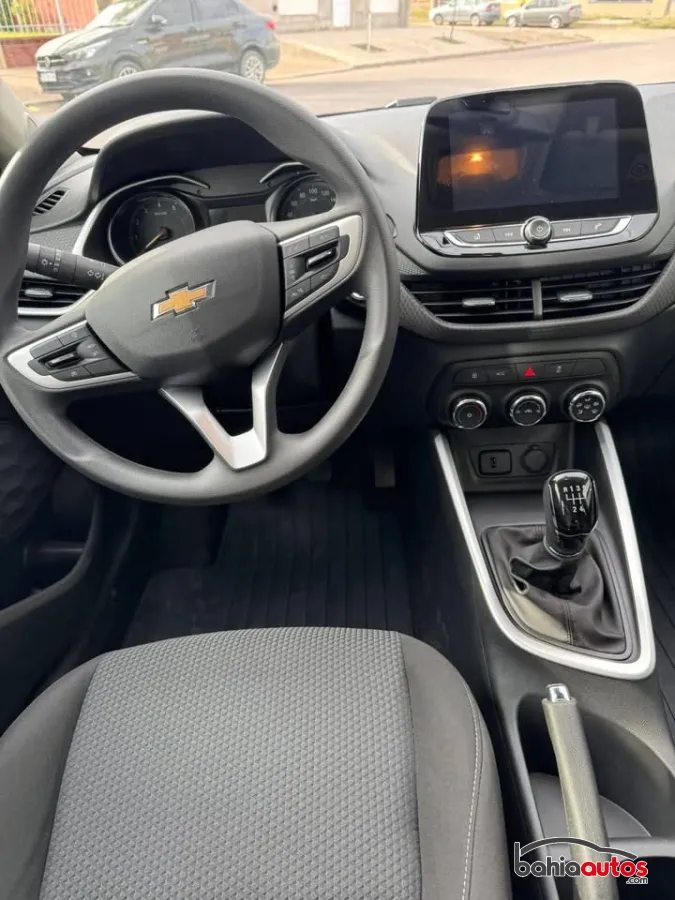 Chevrolet Onix 2025 usado en Bahía Blanca - foto 4