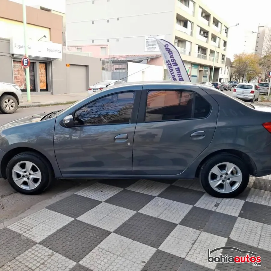 Renault Logan 2016 usado en Bahía Blanca - foto 1